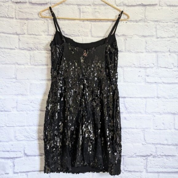 Nookie Cascade Sequin Mini Dress L NEW Black Cocktail Party Glam Bodycon - Picture 4 of 6